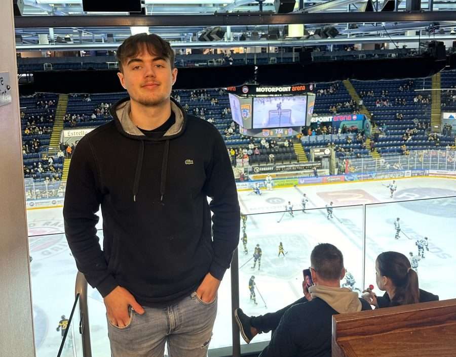 Harrison at ice hockey